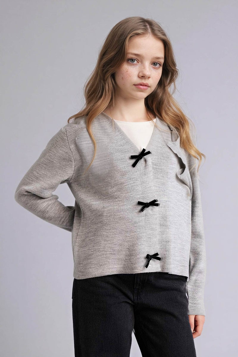 ديفاكتو كارديجان بناتي قصة عادية بياقة V - Image 3